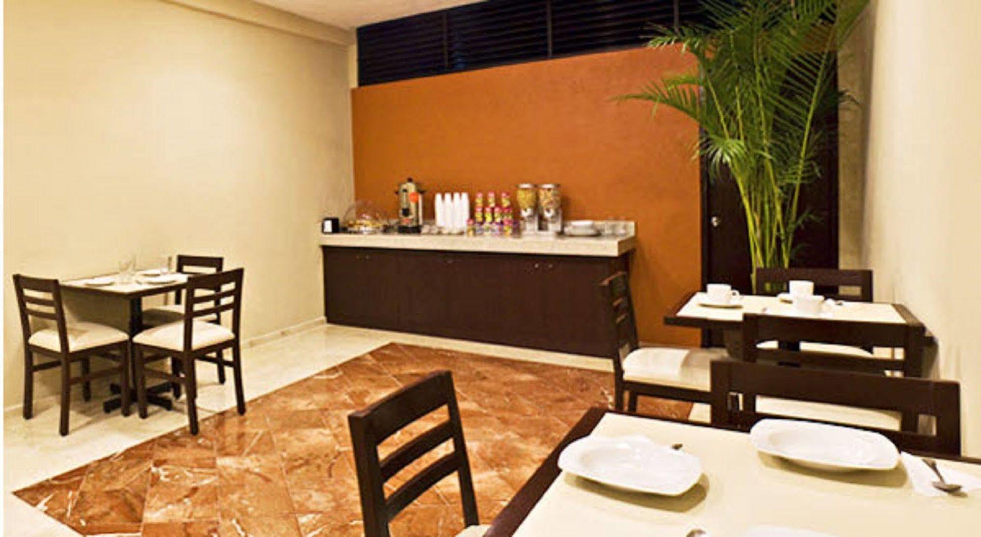 Hotel Bonampak كانكون المظهر الخارجي الصورة