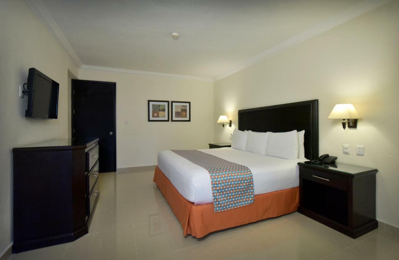 Hotel Bonampak كانكون المظهر الخارجي الصورة