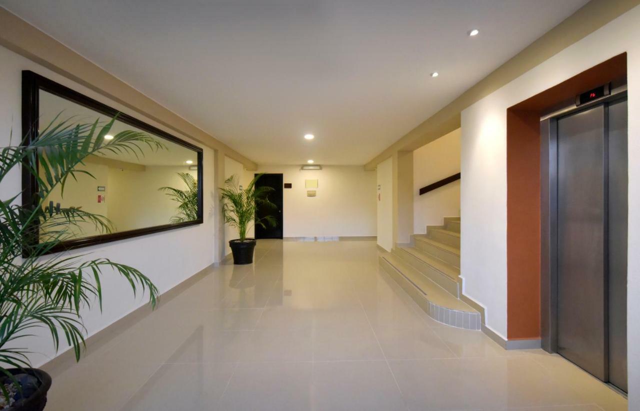 Hotel Bonampak كانكون المظهر الخارجي الصورة